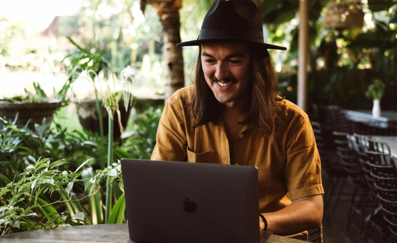 Structured investment education approach with personalized guidance